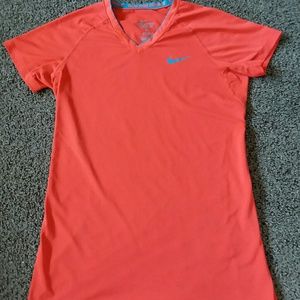 Women's nike shirt